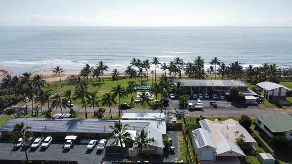 Sarina Beach Motel Grasstree Beach Zewnętrze zdjęcie