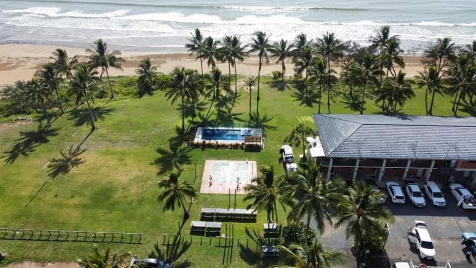 Sarina Beach Motel Grasstree Beach Zewnętrze zdjęcie